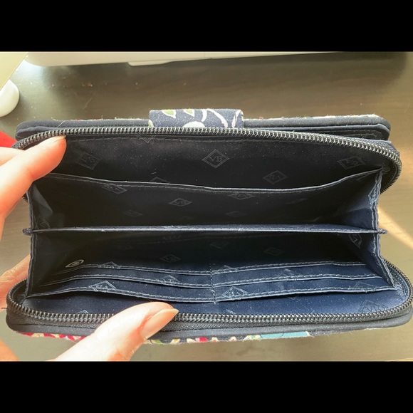Vera Bradley Floral Turnlock Wallet - Picture 4 of 4